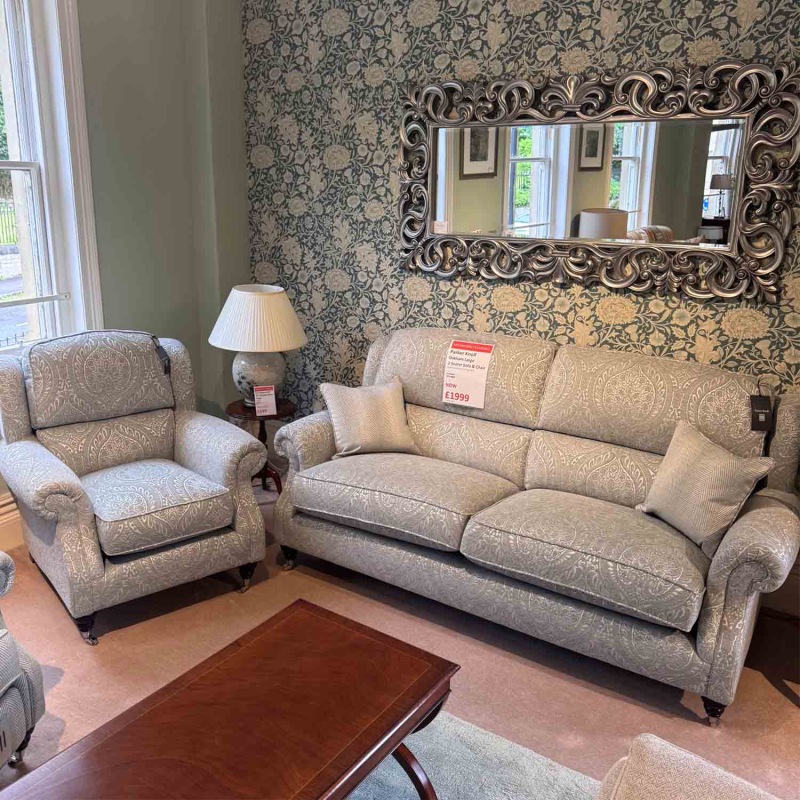 Showroom Clearance: Parker Knoll Oakham Large 2 Seater Sofa & Chair Showroom Clearance: Parker Knoll Oakham Large 2 Seater Sofa & Chair