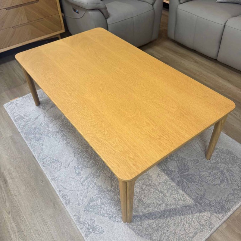 Showroom Clearance: Skovby SM205 Oak Coffee Table Showroom Clearance: Skovby SM205 Oak Coffee Table