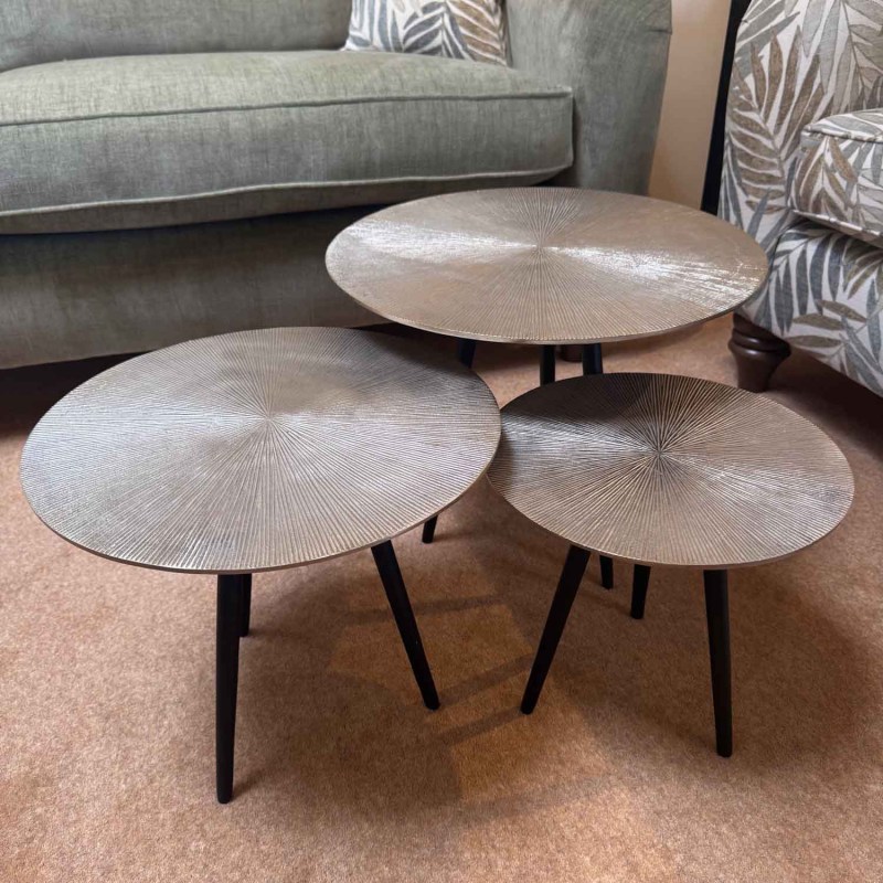 Showroom Clearance: Vittorio Set of 3 Tables Showroom Clearance: Vittorio Set of 3 Tables