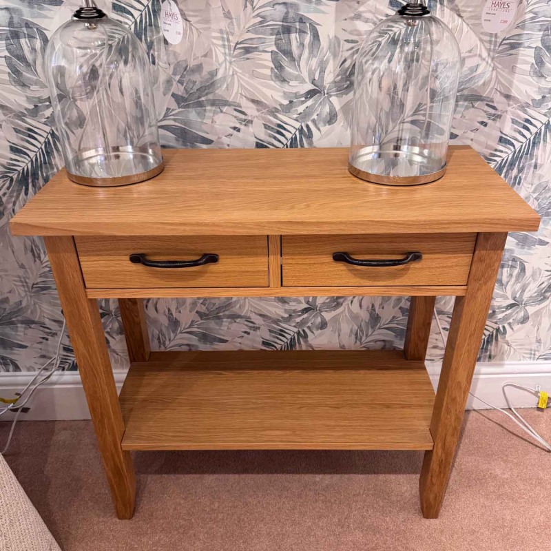 Showroom Clearance: Warwick Oak WN58S Small Console Table with Shelf Showroom Clearance: Warwick Oak WN58S Small Console Table with Shelf