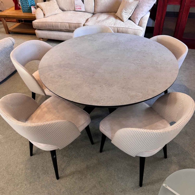 Showroom Clearance: Castelo Round Extending Dining Table with 5x Sintra Dining Chairs Showroom Clearance: Castelo Round Extending Dining Table with 5x Sintra Dining Chairs