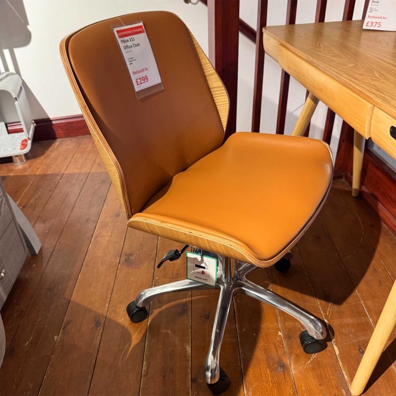 Showroom Clearance: Poise 211 Office Chair Showroom Clearance: Poise 211 Office Chair