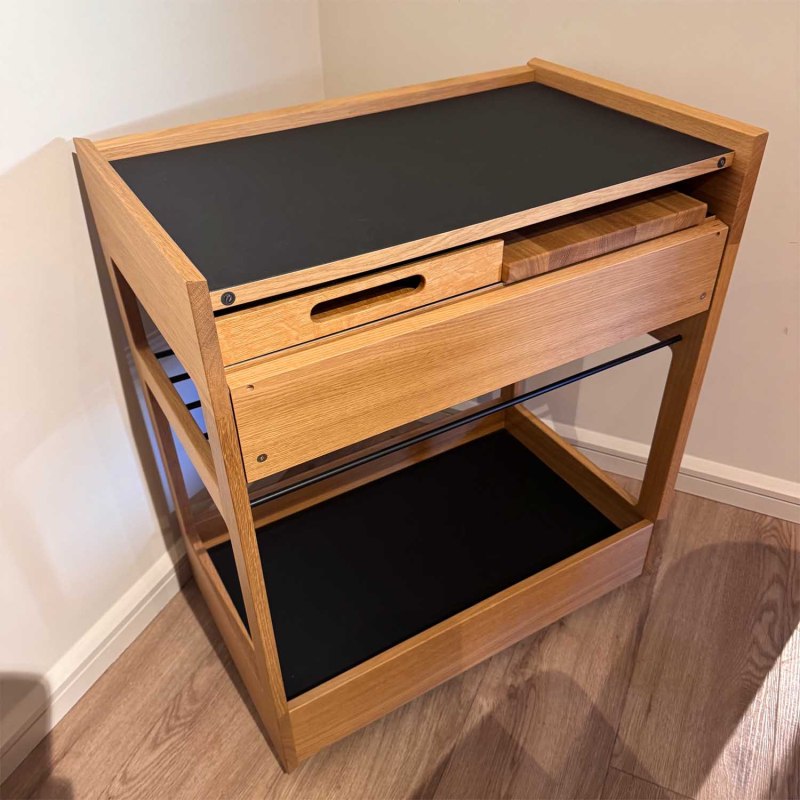 Showroom Clearance: Skovby SM135 Oak Lacquer Serving Trolley Showroom Clearance: Skovby SM135 Oak Lacquer Serving Trolley