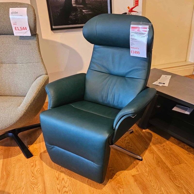 Showroom Clearance: Timeout Leather Swivel Chair with Footrest Showroom Clearance: Timeout Leather Swivel Chair with Footrest