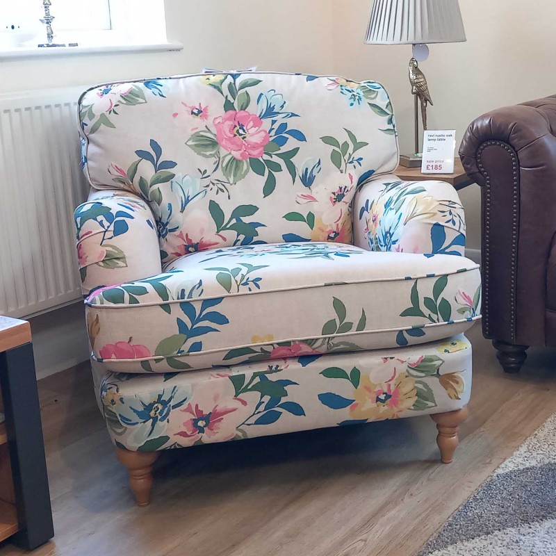 Showroom Clearance: Audubon Armchair Showroom Clearance: Audubon Armchair