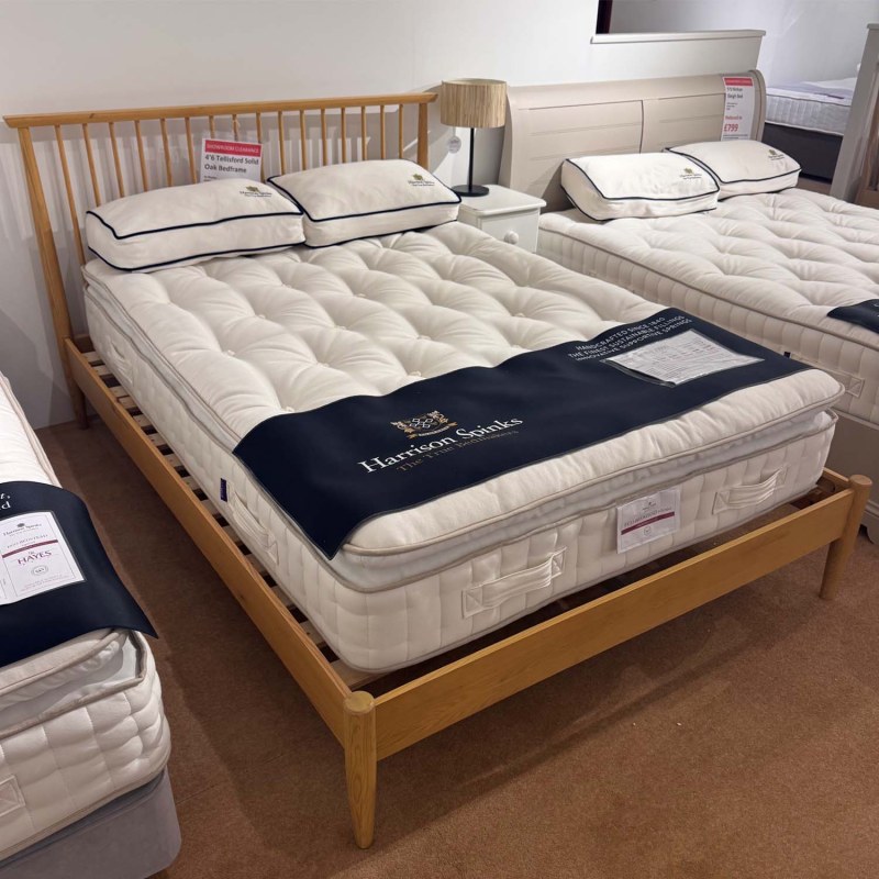 Showroom Clearance: 4ft6 Tellisford Solid Oak Bedframe Showroom Clearance: 4ft6 Tellisford Solid Oak Bedframe