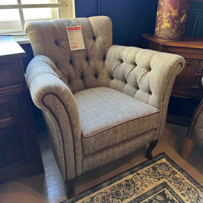 Showroom Clearance: Minster Armchair Showroom Clearance: Minster Armchair