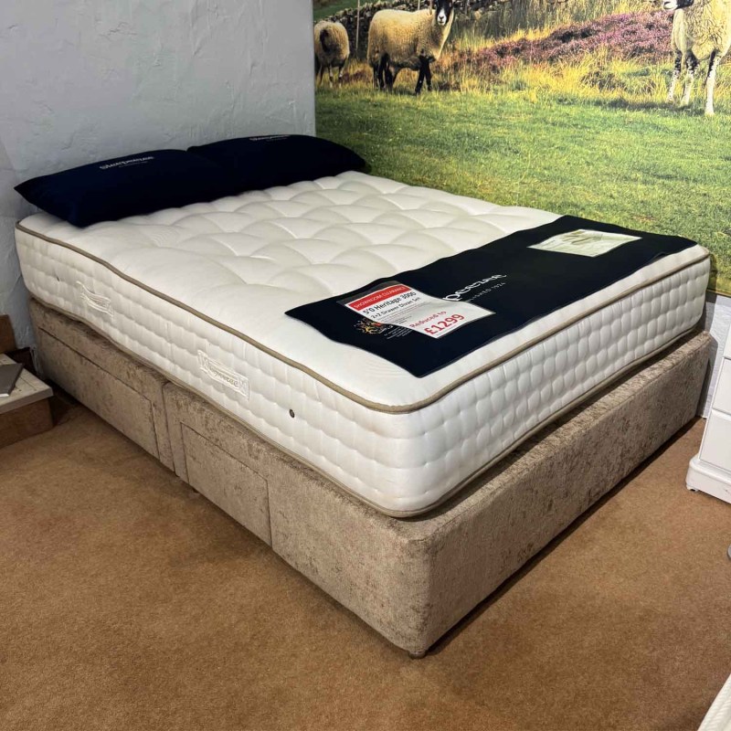 Showroom Clearance: Heritage 5ft 3000 2+2 Drawer Divan Set Showroom Clearance: Heritage 5ft 3000 2+2 Drawer Divan Set
