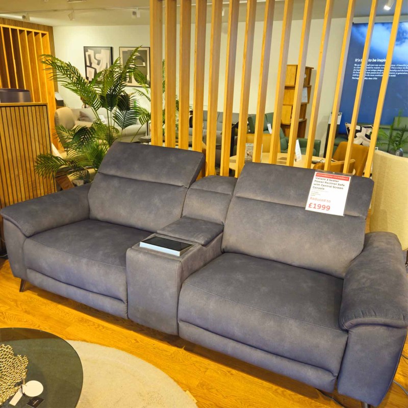 Showroom Clearance: Valiant 3 Seater Power Recliner Sofa with Central Screen Console Showroom Clearance: Valiant 3 Seater Power Recliner Sofa with Central Screen Console