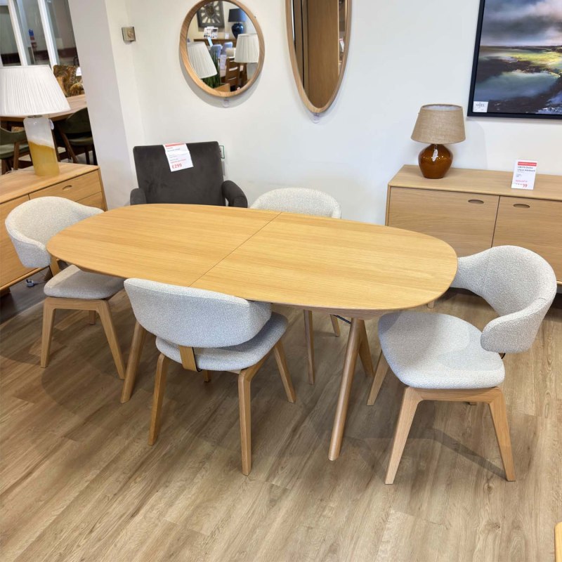 Showroom Clearance: PBJ Design Corna Super Ellipse Extending Dining Table & 6x 8084 Maior Chairs Showroom Clearance: PBJ Design Corna Super Ellipse Extending Dining Table & 6x 8084 Maior Chairs