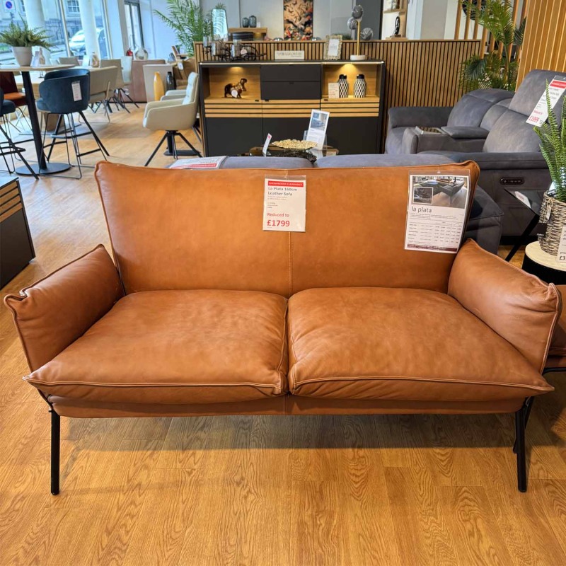 Showroom Clearance: La Plata 160cm Leather Sofa Showroom Clearance: La Plata 160cm Leather Sofa