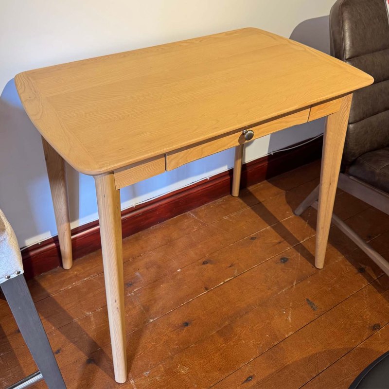 Showroom Clearance: Retro Oak Desk Showroom Clearance: Retro Oak Desk