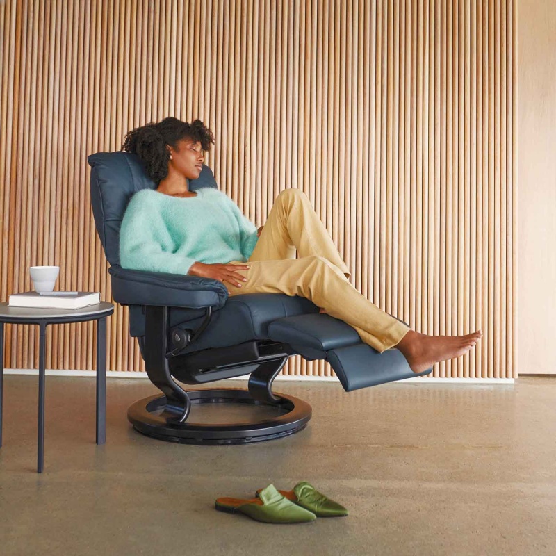 Stressless Swivel Recliner Stressless Consul Recliner With Classic