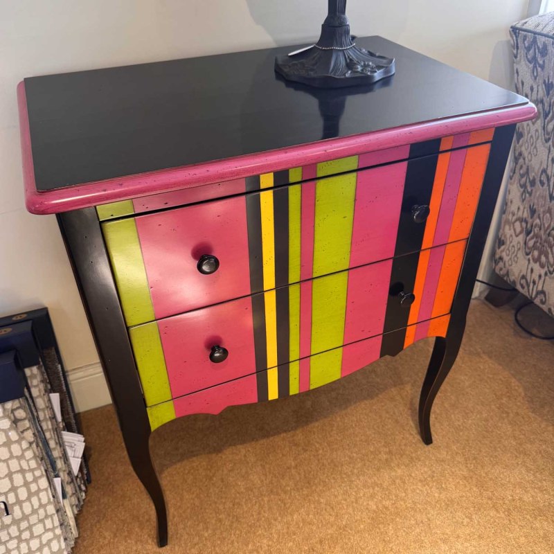 Showroom Clearance: Ronfe R3600 Chest of Drawers Showroom Clearance: Ronfe R3600 Chest of Drawers