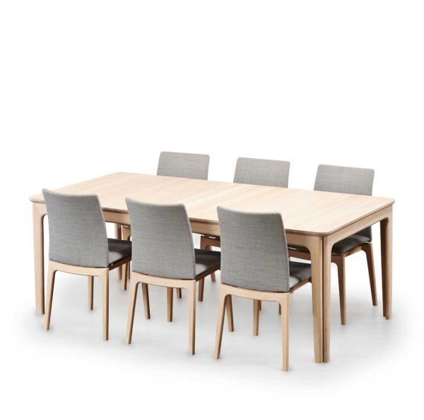 Skovby SM27 Table with SM63 Dining Chairs