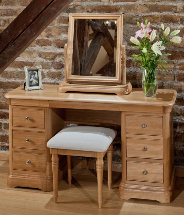 Shown with Olivia Oak Double Dressing Table & Bedroom Stool