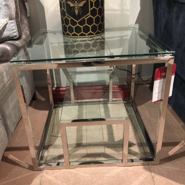 Showroom Clearance Lucia Lamp Table
