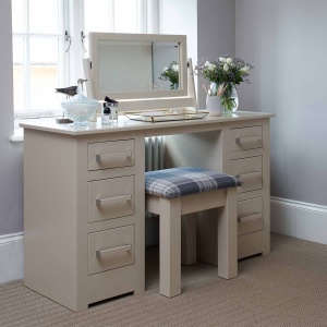 Middleton 501A Double Pedestal Dressing Table in room setting